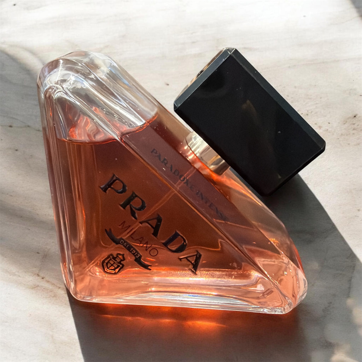 Perfume PRADA Paradoxe Intense EDP mujer