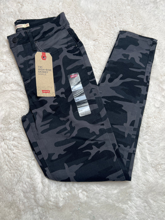 Pantalón Levis para mujer