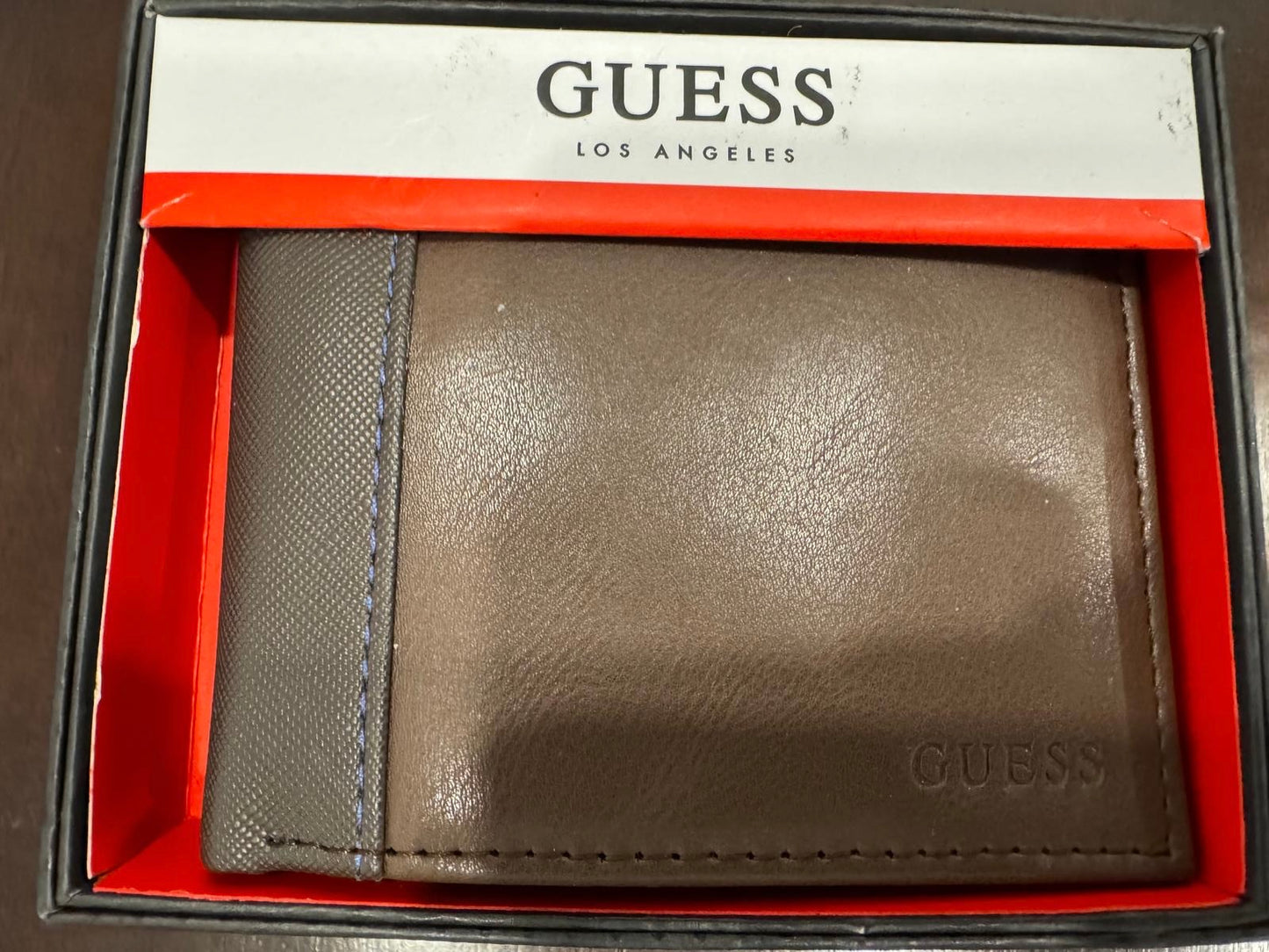 Cartera Guess para hombre