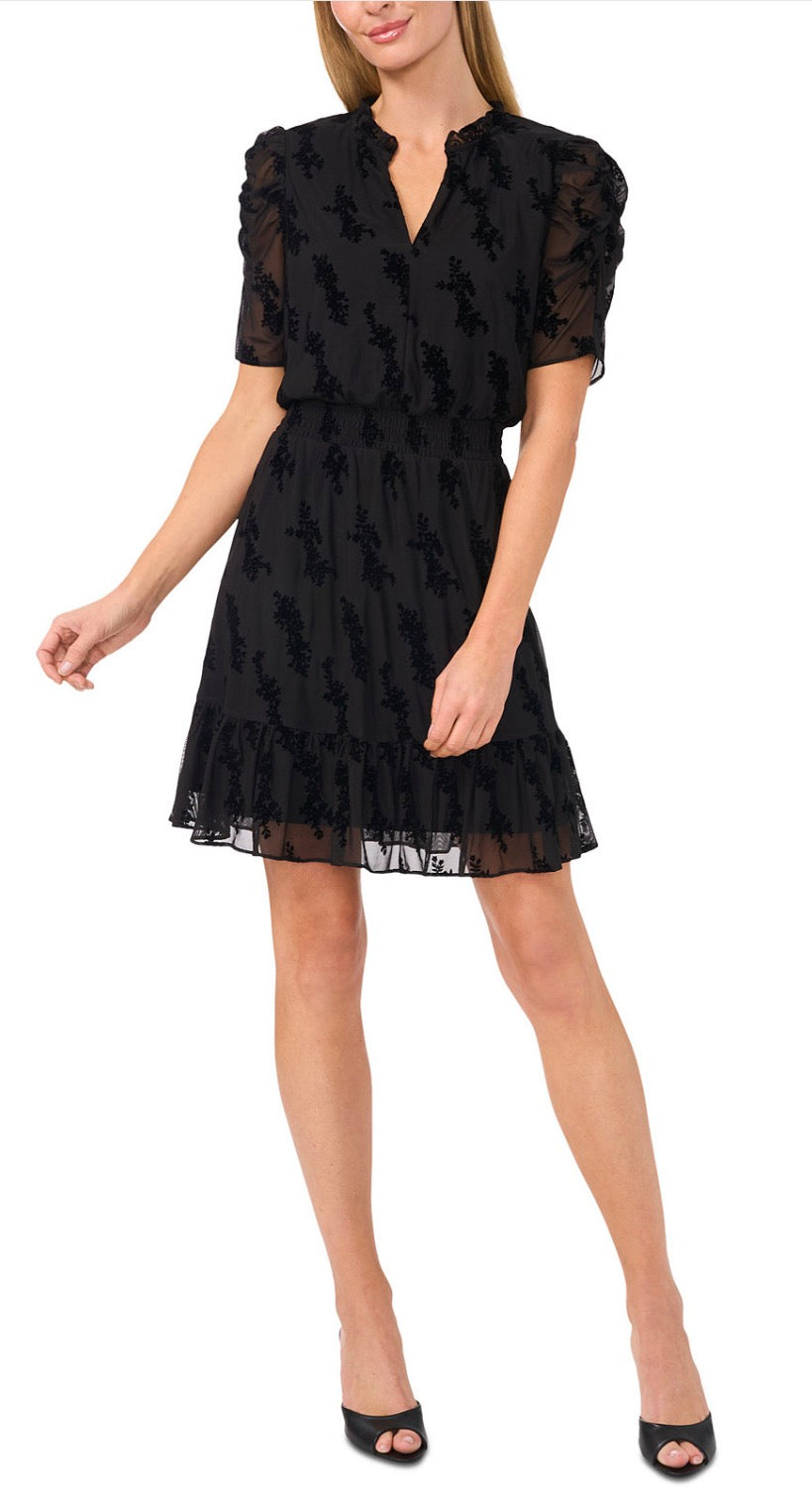 Vestido Cece de manga abullonada y cintura smocked para mujer