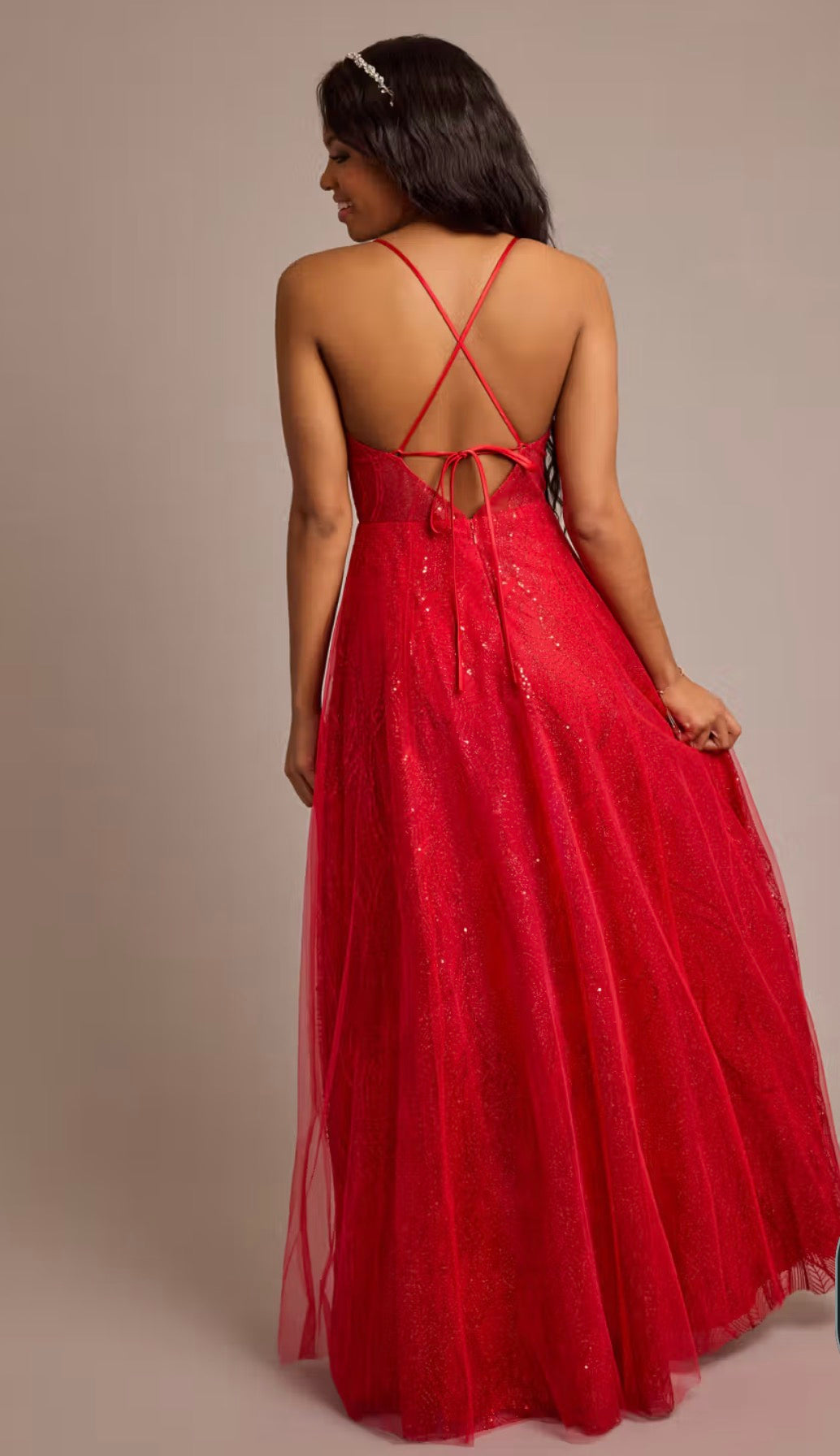 Vestido Galina Signature de línea A de lentejuelas estampadas con escote ago