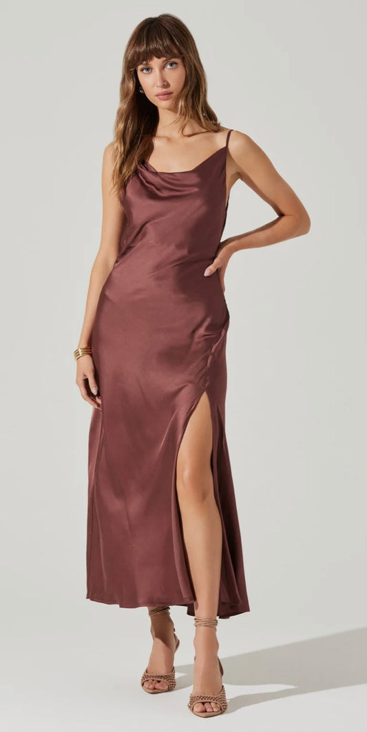 Vestido midi con cuello redondo de mujer